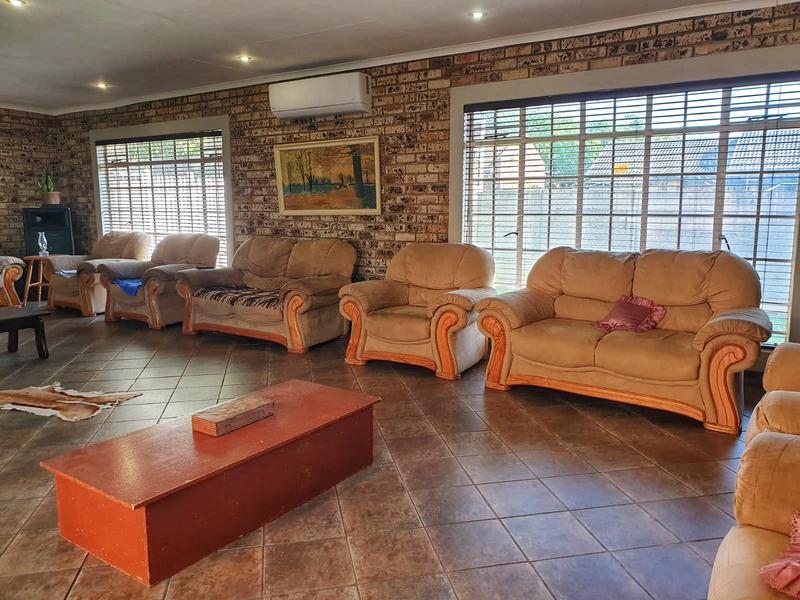 4 Bedroom Property for Sale in Miederpark North West